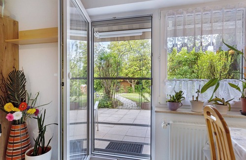 Bonndorf Appartement | Apartment 'Ilona' with Shared Terrace, Shared Garden and Wi-Fi