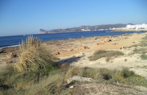 San Antonio Bay Appartement | Apartment no. 2 - for 2 persons, quiet, close to the beach,