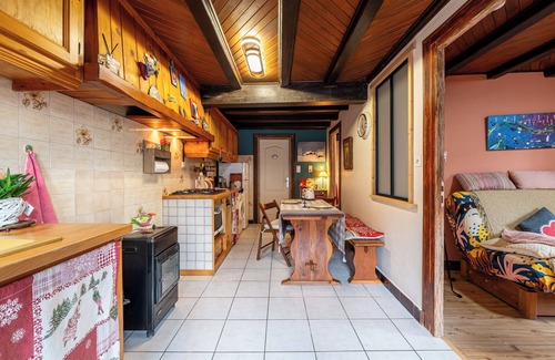 Le Bouchet-Mont-Charvin Appartement | Appartement "Aux 4 Saisons" avec vue sur les montagnes, terrasse privée et Wi-Fi