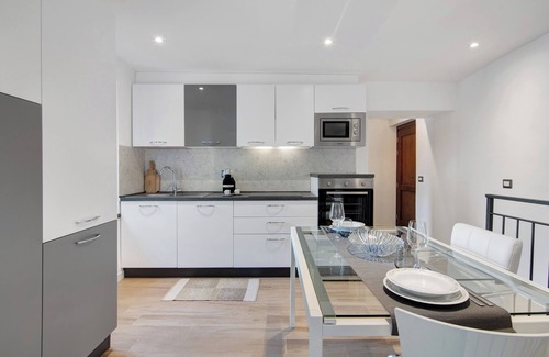 Oria Appartement | Appartement 'Fogazzaro Lake View' avec vue sur lac, Wi-Fi et climatisation