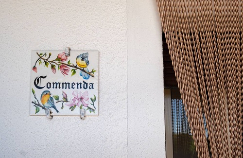 Maruggio Appartement | Appartement 'Marubium - Commenda' avec piscine partagée, Wi-Fi et climatisation