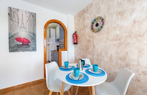 El Pozo de los Frailes Appartement | Appartement 'Maracas 2' avec vue sur la montagne, terrasse privée et climatisation
