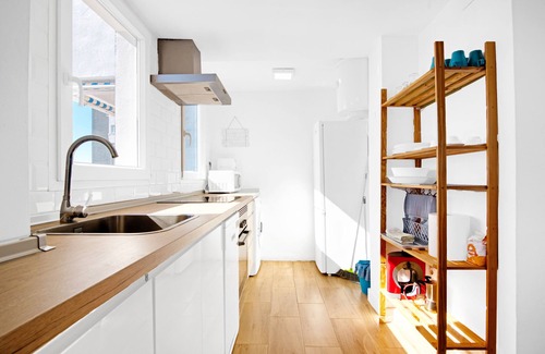 Puig Appartement | Appartement 'Playa Puig' avec piscine partagée, Wi-Fi et climatisation