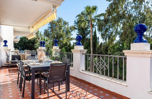 Puerto Banus Appartement | Appartement en Andalucia del Mar pour 4 personnes | ADM- 9-105