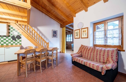 San Giovanni di Fassa Appartement | Apartment in the center of Pozza di Fassa near the ski lift connected to the Sellaronda ski carousel