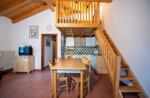 San Giovanni di Fassa Appartement | Apartment in the center of Pozza di Fassa near the ski lift connected to the Sellaronda ski carousel