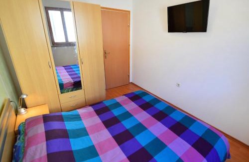 Trget Appartement | Apartment Šverko 2 by Interhome