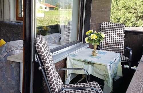 Grassau Appartement | Ferienwohnung I 2-4 Personen, 60qm, Südbalkon
