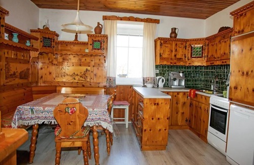 Dobersberg Appartement | Apartment 1 for three people with a view of the garden