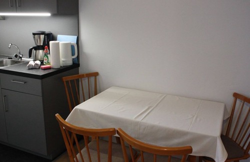 Podersdorf am See Appartement | Apartment/1 Schlafraum/dusche, WC - Appartementhaus Josefikeller