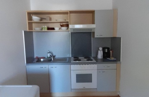 Illmitz Appartement | Apartment/1 Schlafraum/hof - Ferienwohnungen & Weingut Fam. Kroiss