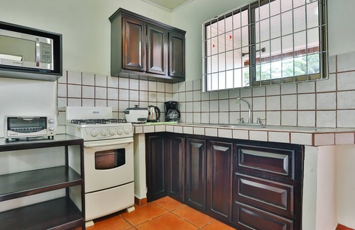 Barrio Pilo Appartement | Apartment 10: Condos Vista al Volcan - Second Floor