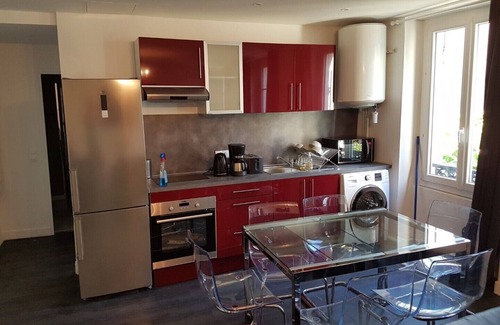 Vignerons Appartement | Apartment 10 min center Paris 30 min Disneyland