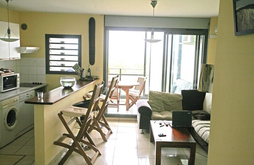L'Etang-Sale Appartement | APARTMENT 10 MINUTES FROM THE BEACH