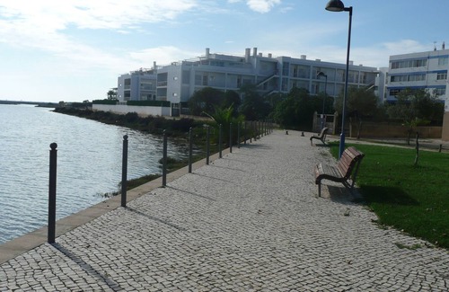 Fuseta Appartement | appart 100m² vue bord de mer parking privé, piscine. Disponibilité mai juin 2025