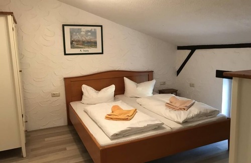 Kroepelin Autre | Apartment 13 "Holiday apartment Ziegenheim on the farm"