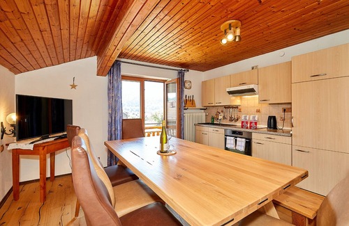 Unterwoessen Appartement | Apartment 191 sqm, 2-10 persons, 4 bedrooms, living room, kitchen, terrace