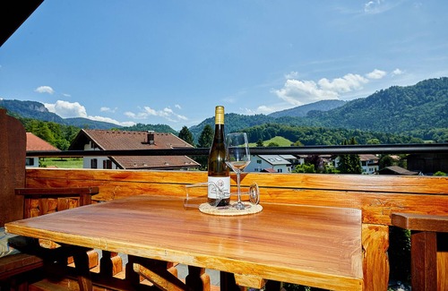 Unterwoessen Appartement | Apartment 191 sqm, 2-10 persons, 4 bedrooms, living room, kitchen, terrace