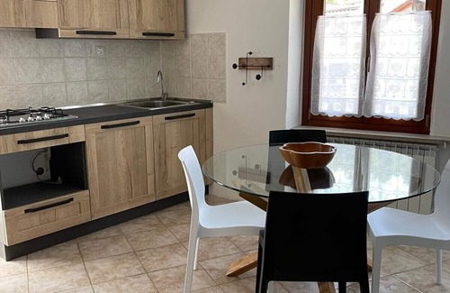 Plan D'introd Appartement | Appartement 2 Chambres,ensoleillée,Wifi,Introd.