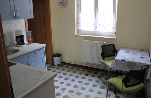 Guestrow Appartement | Appartement 2 - City Apartment "royshell"