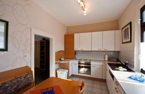 Mainz-Bingen Lit Et Petit-Déjeuner | Appartement 2- "Pinot Noir" - Carrelage Appartements