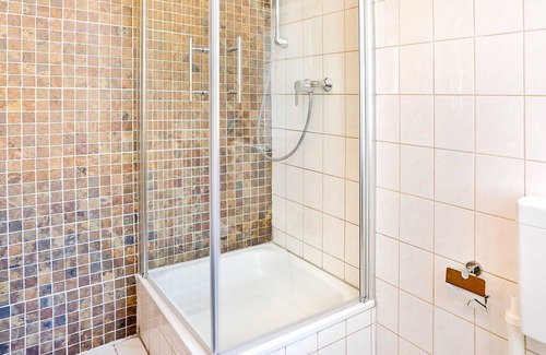 Tribseer Vorstadt Appartement | Appartement 2 pièces dans immeuble moyen - Immeuble d'habitation Tribseer dam