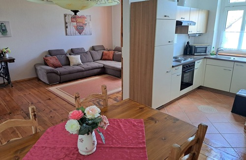 Schonberg Appartement | Apartment '2' with Shared Terrace and Wi-Fi