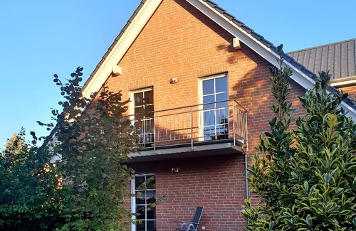 Potsdam Nord Appartement | Apartment 2 with Wi-Fi and Balcony