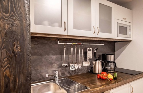 Buetzow Appartement | Apartment '2-Zimmer - Vierburg Bützow' with Shared Terrace, Shared Garden and Wi-Fi