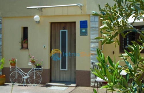 Klana Appartement | Apartment 2260/73943 (Kvarner - Klana), 17000m from the beach