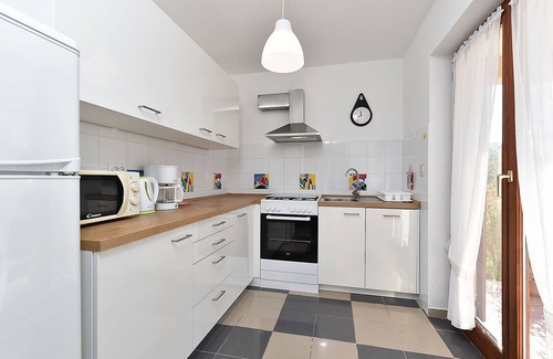 Kapelica Appartement | Apartment 2372/141542 (Istria - Presika), 5000m from the beach