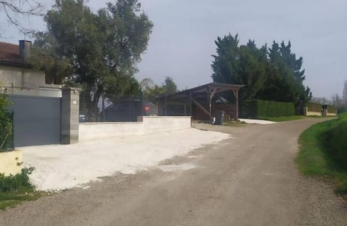 Aiguillon Maison | Apartment 3 rooms, swimming pool, terrace, SPA, independent