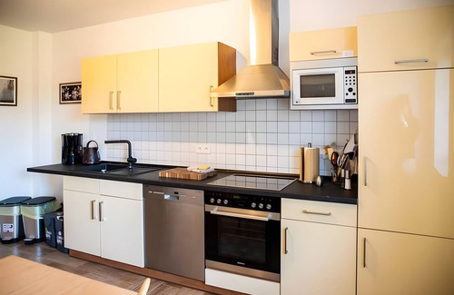 Kummerow Appartement | Appartement "4" avec vue sur le lac, terrasse partagée et Wi-Fi