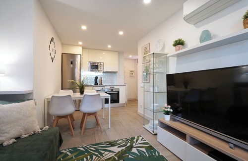 Castelldefels Appartement | Apartment-4people-Parking-Castelledefels-Bikes-Bbq