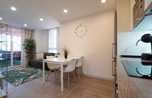 Castelldefels Appartement | Apartment-4people-Parking-Castelledefels-Bikes-Bbq