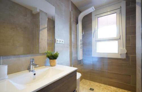 Castelldefels Appartement | Apartment-4people-Parking-Castelledefels-Bikes-Bbq