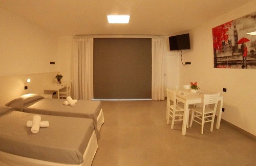 Marciaga Appartement | Apartment 6 Annachiara with amazing lake view