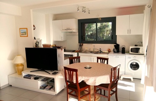 La Ciotat Appartement | 😊 FRONTE DE MER, T3*****65m² AU CALME, balcon de 20m², proximité des plages