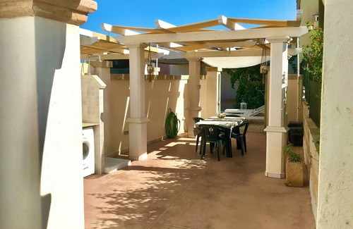 Capilungo Appartement | Apartment 70 meters from the sea with independent garden