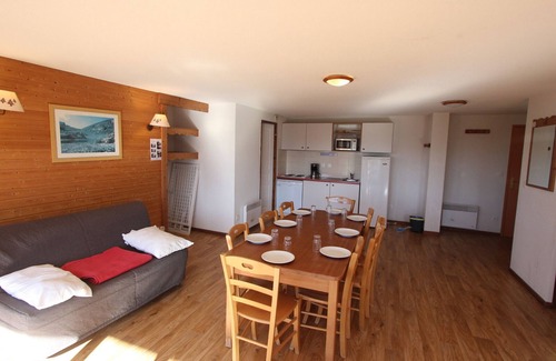 Chamrousse Appartement | Apartment 8 people, south terrace, near slopes