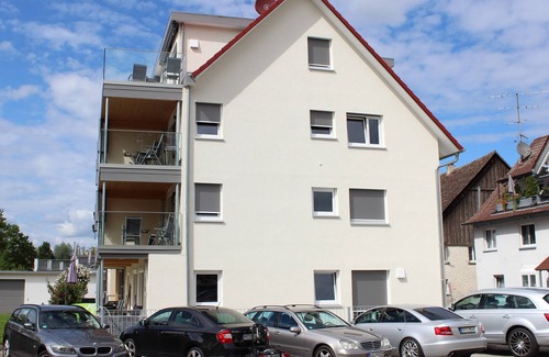 Unteruhldingen Appartement | Apartment "Altbau" ground floor, 60sqm, 1 bedroom, 1 living/sleeping area max. 4 persons