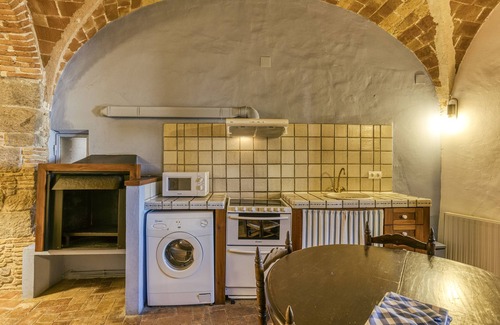 Castello d'Empuries Appartement | Appartement 'Apartaments Can Gibert - Rubina' avec terrasse privée, jardin partagé et Wi-Fi