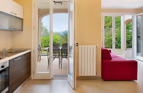 Vallebona Appartement | Apartment 'A1' with Private Terrace and Wi-Fi