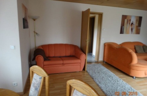 Sundhagen Appartement | Appartement d'environ 70 mètres carrés (pour un maximum de 6 personnes) et la surface de course de 200m²