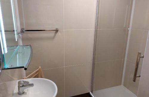 Consett Appartement | Apartment above Sweetharts bakery and coffeeshop in Blackhill, Durham