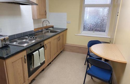 Consett Appartement | Apartment above Sweetharts bakery and coffeeshop in Blackhill, Durham