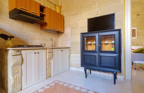 Vernole Appartement | Appartement "Acamya Luxury Apartment" avec terrasse et balcon