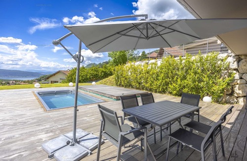 Rovagny Appartement | Apartment Adret 6 people Sunny Side Apartment with Pool, Lake and Mountain Views