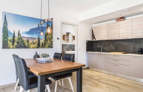 Marciaga Appartement | Appartement 'Ai Colli garden relax apartment' avec terrasse privée, jardin privé et Wi-Fi