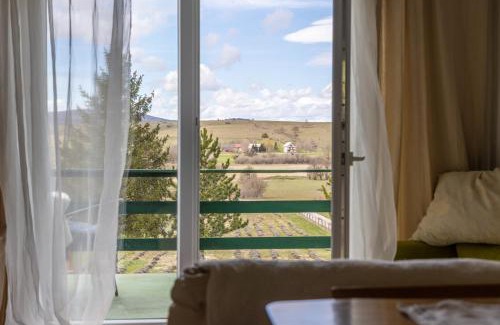 Udbina Maison | Apartment Ajda